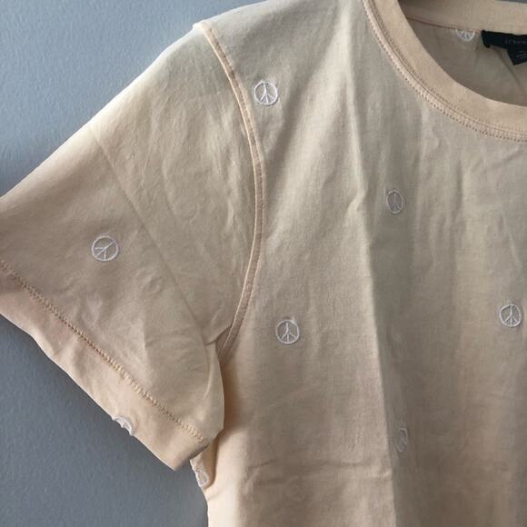 J. Crew Cotton Peace Sign Embroidered Crewneck T-shirt in Candlelight NEW - Picture 3 of 8